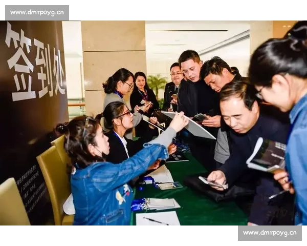 激烈角逐见证历史时刻 半决赛背后的战略博弈与团队突破 激烈角逐见证历史时刻 半决赛背后的战略博弈与团队突破